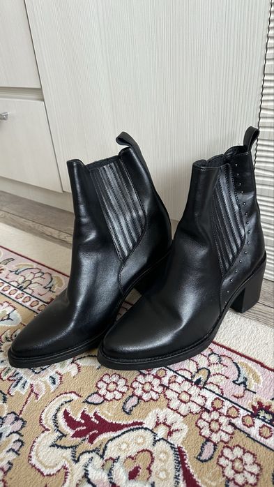 Женские осенние сапоги
