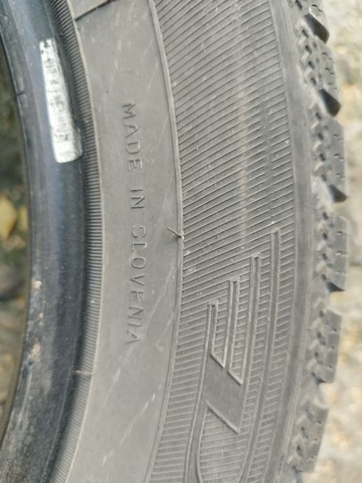 Зимна гума 255/55/16 Debica