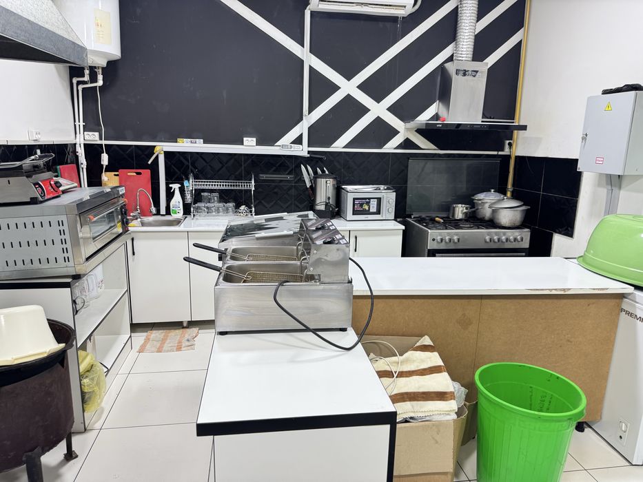 Tayyor biznes oshxona hamma jihozlari bor milliy,yevropa va fast food