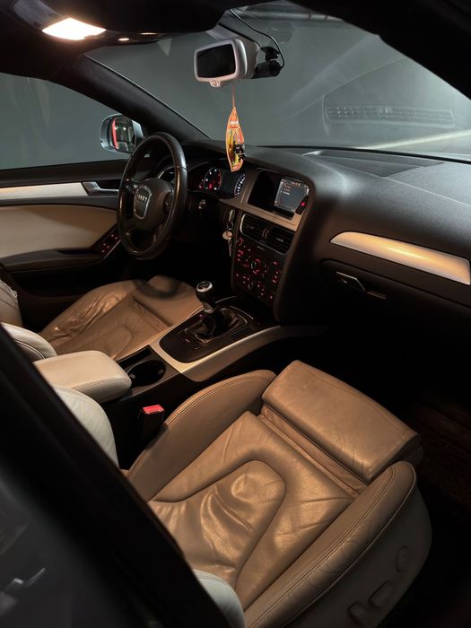 Audi A4 B8 | Interior S-LINE |