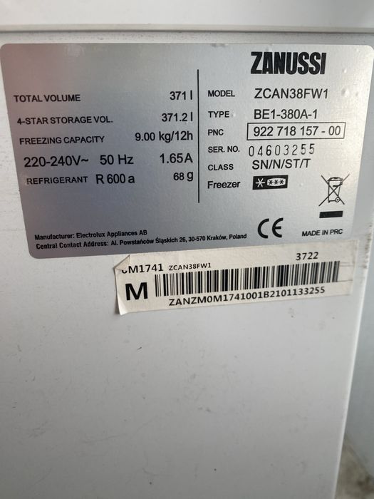 Lada frigorifica Zanussi