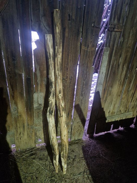 Pari pentru gard electric