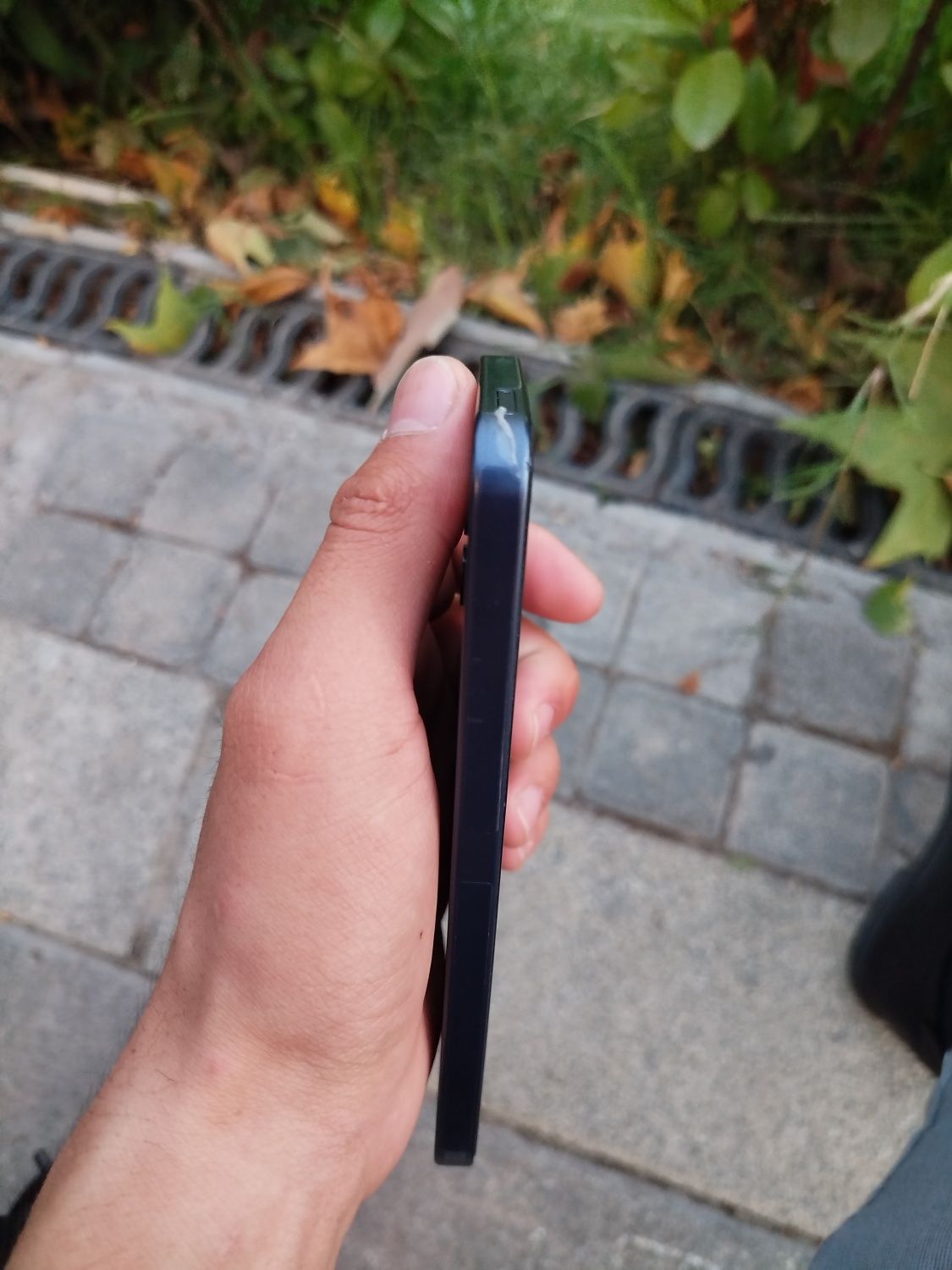 Samsung A35 holati ideal