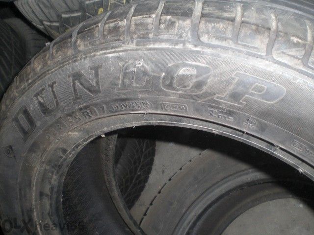 гуми Dunlop 235/55 R17 2броя