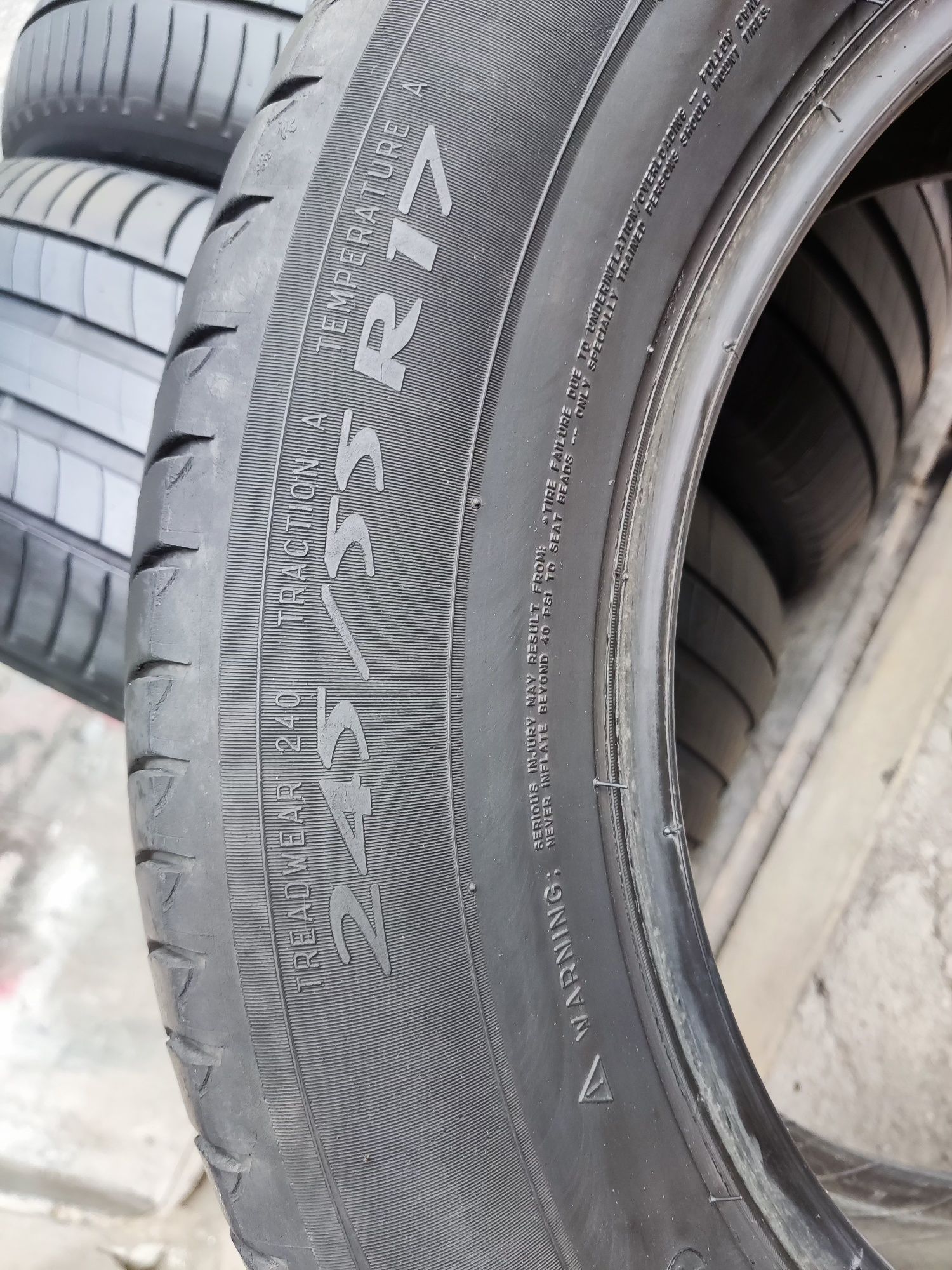 4бр летни гуми 245/55/17 Michelin Primacy 3
5.8mm грайфер
Добро съ