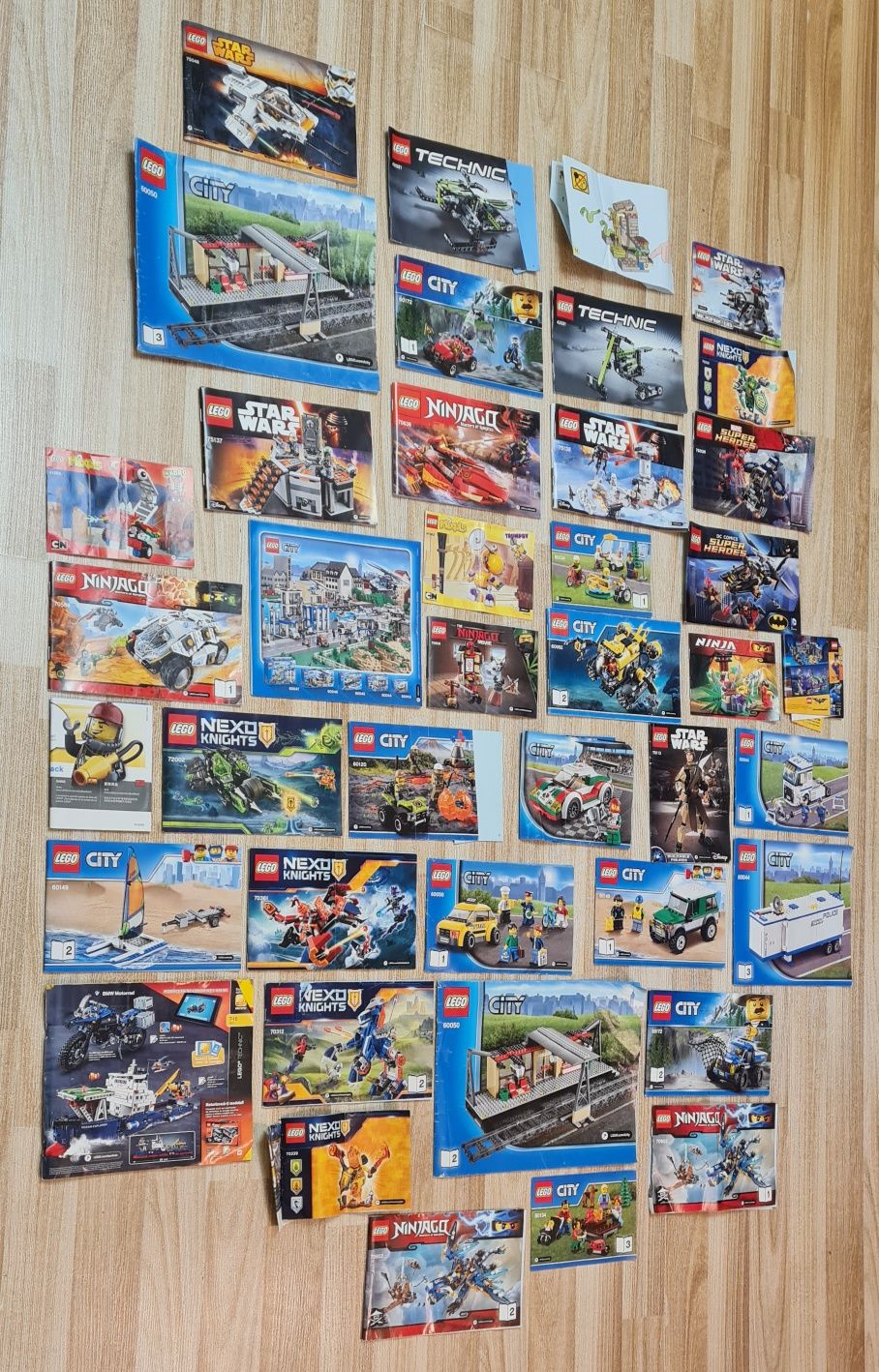 Piese Lego Originale ( valoare estimata la peste 8500 Lei)