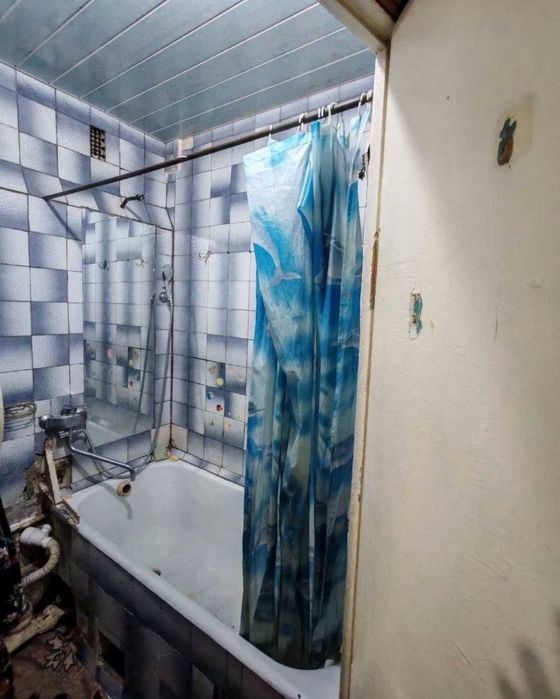 ДЕЩЕВО ! Продается  1/4/5 Чиланзар -25  с балконом 2×6