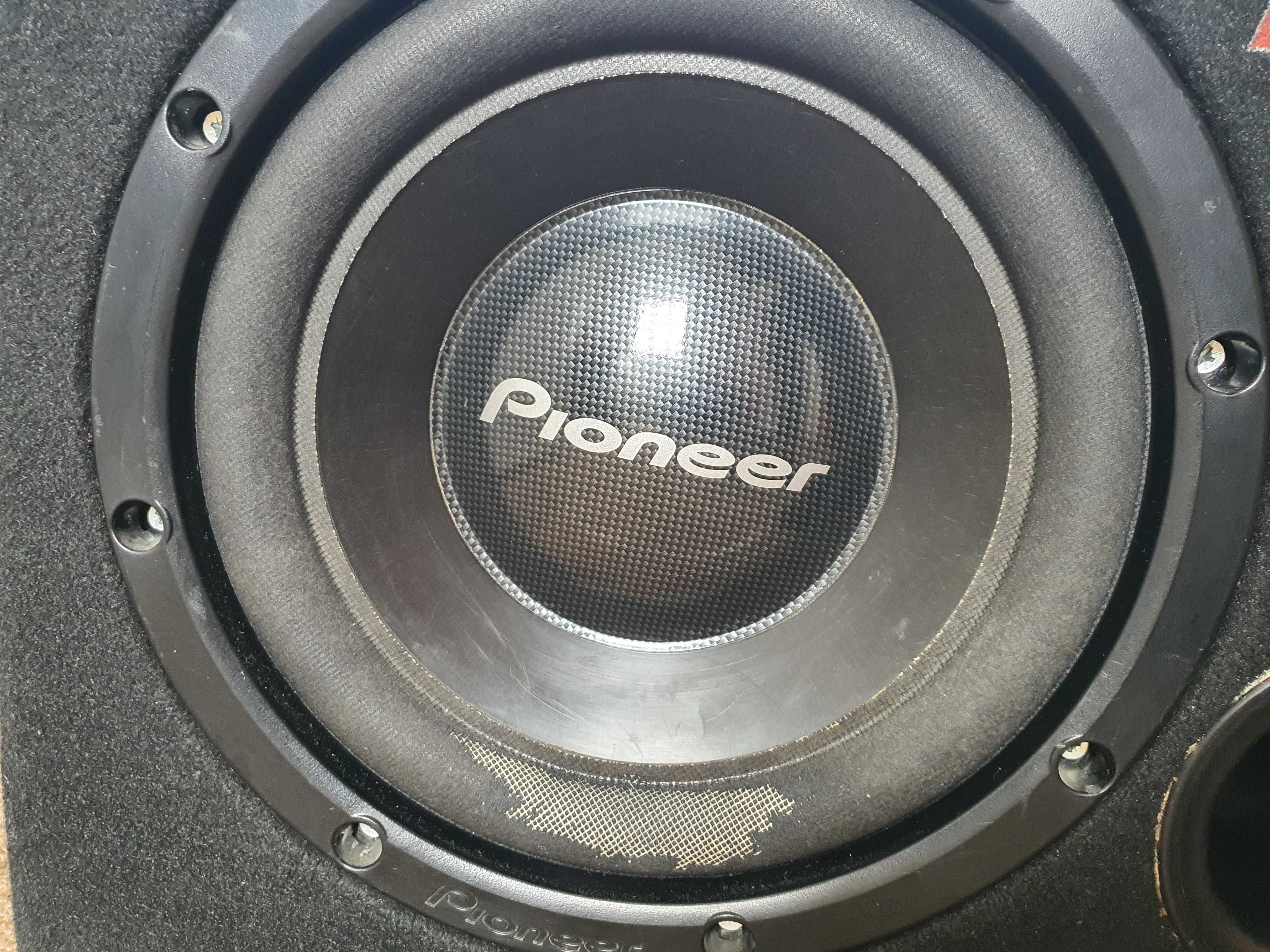 Pioneer bass + усиловател +кабели