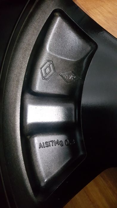 JanteRenaultClioCapturZoeLoganSanderoJoggerLodgyDokkerNissanMicra4X100