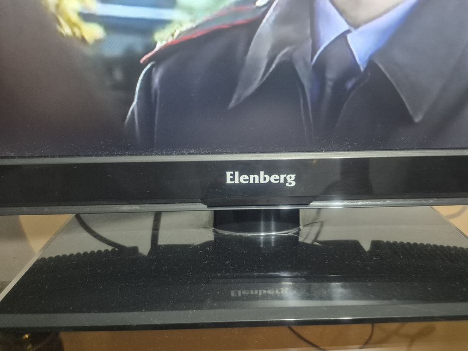 Продам телевизор Elenberg
