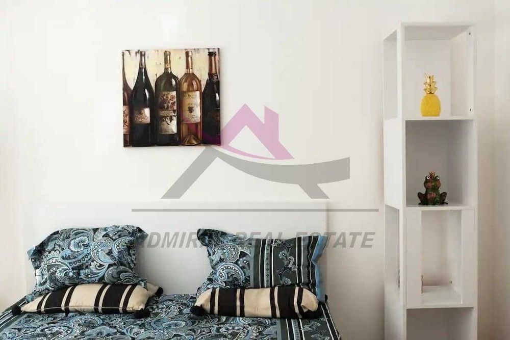 Дава се под наем Двустаен апартамент в Варна, Център - 40 кв.м за 630 € - Снимка #3