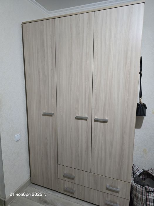 Продаётся шкаф в отличном состоянии