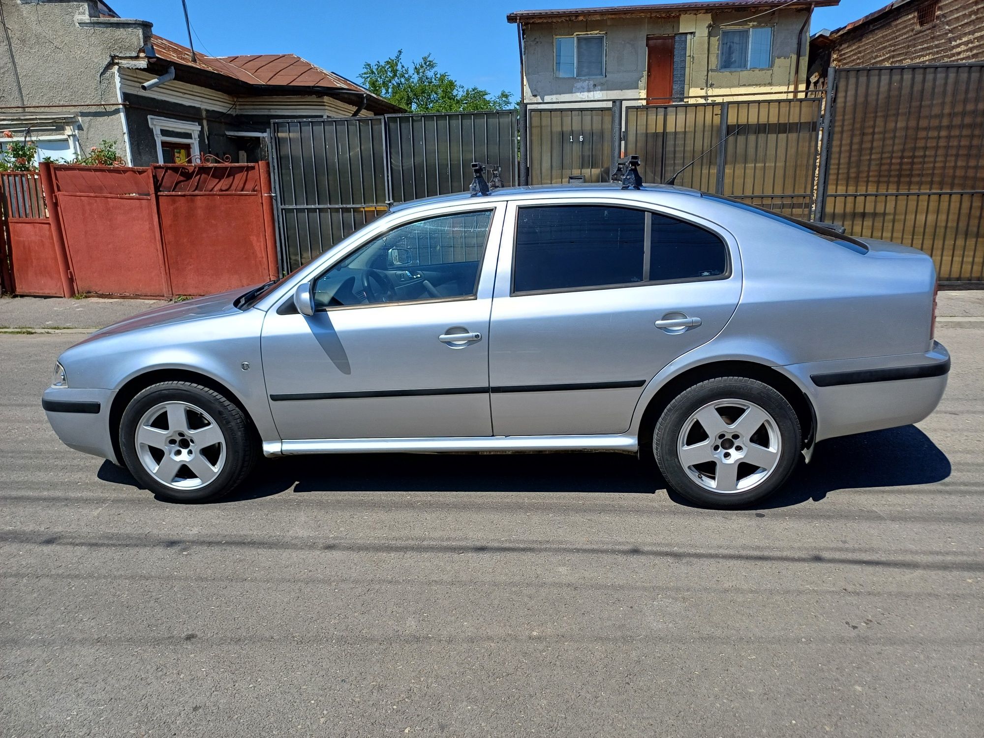 Skoda Octavia berlina