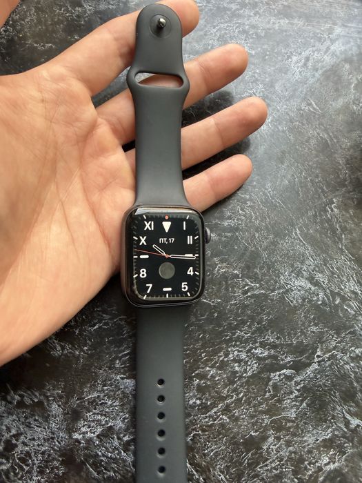 Apple Watch 5 44 mm Black