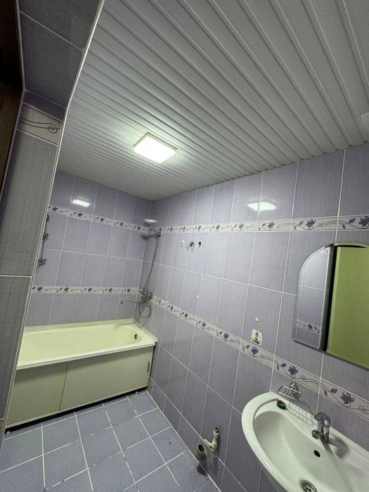 Shayxontohur Drujba 2 xona sotiladi