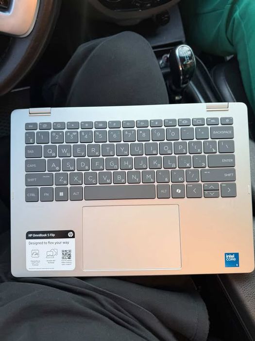 Hp notbuk sotiladi yangi