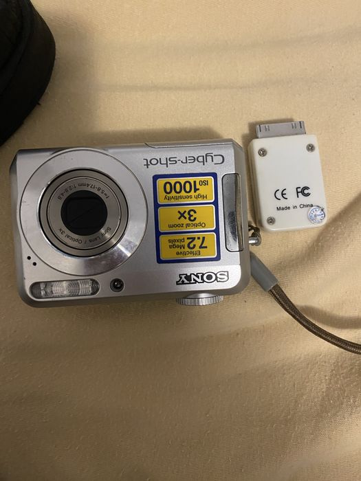 Camera foto Sony model DSC- S650.