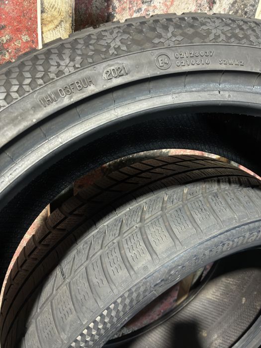 235/45R20 100W  Continental 2021