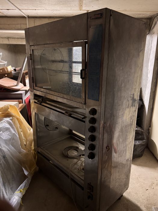 Професионален газов грил за пилета