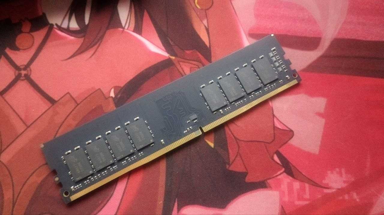 Продаю оперативную память DDR4 16 ГБ 2666 МГц