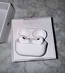 Air Pods Pro 2.