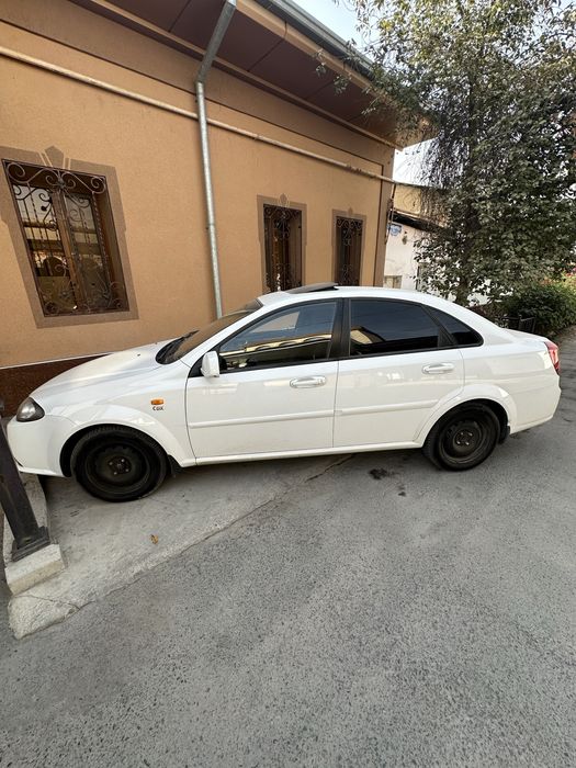 Gentra elegant plyus lyuk bilan