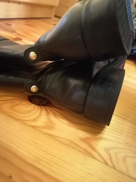 Ботуши  Geox 41 номер-черни