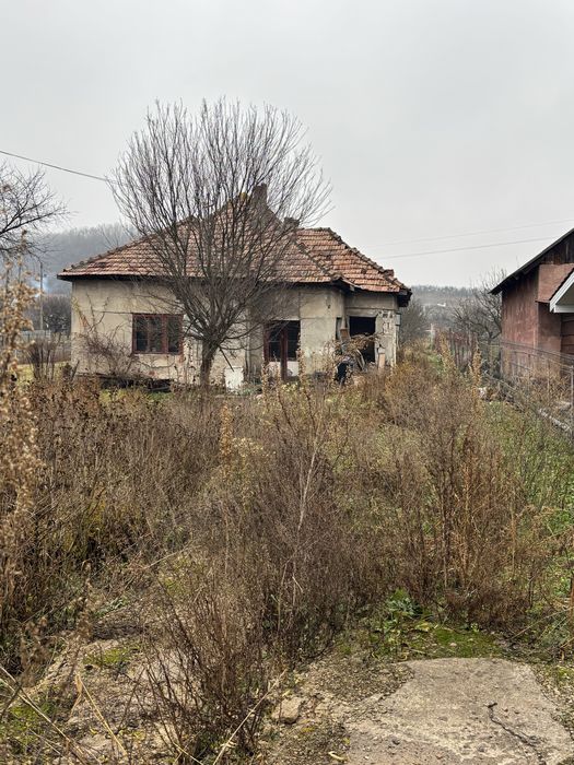 Teren intravilan 1.789 mp, ideal locuință + spațiu de activitate