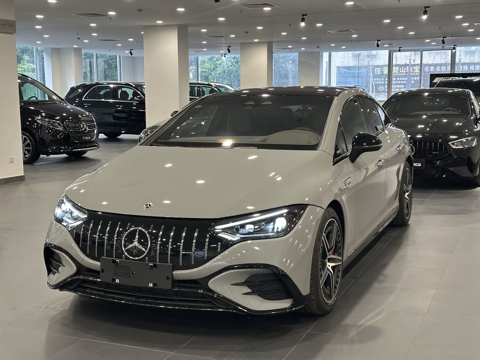 Mersedes EQE AMG E53 Новая !