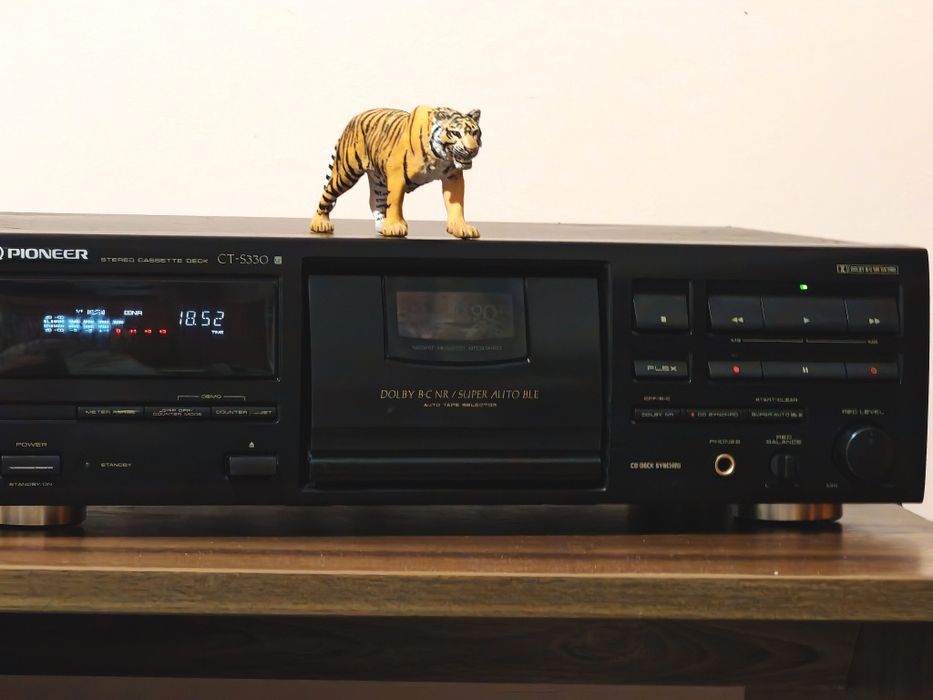 Pioneer CT-S330. Un deck de clasă. Made in Japan. Preț fix !