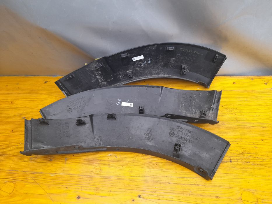 Лайсна калник броня мазда сх 30 Mazda CX30