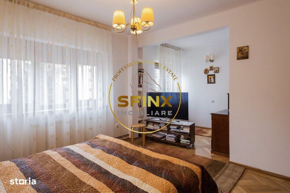 Vila Individuala Vatra Luminoasa, curte proprie, 2 locuri de parcare