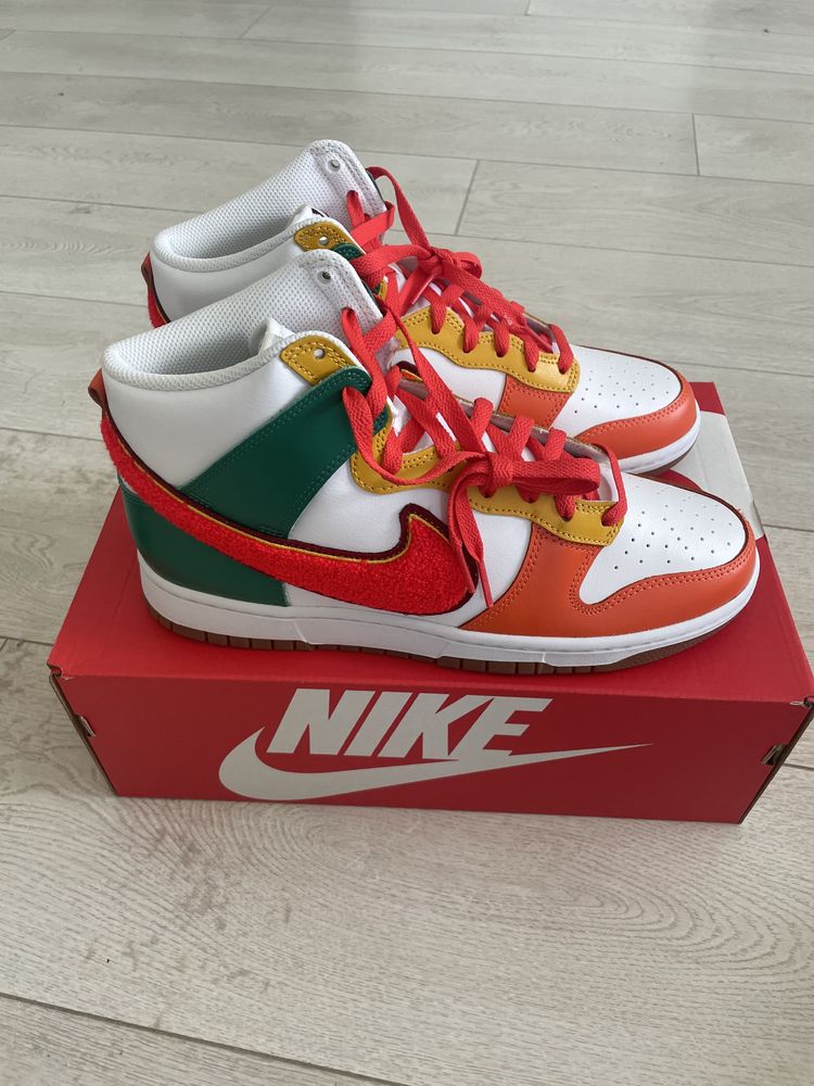 Nike dunk hi retro university