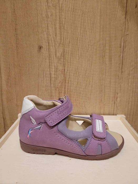 Incaltaminte supinata Szamos