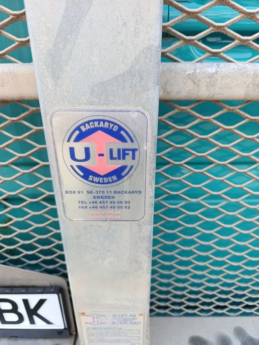 Инвалидна платформа - Падащ борд