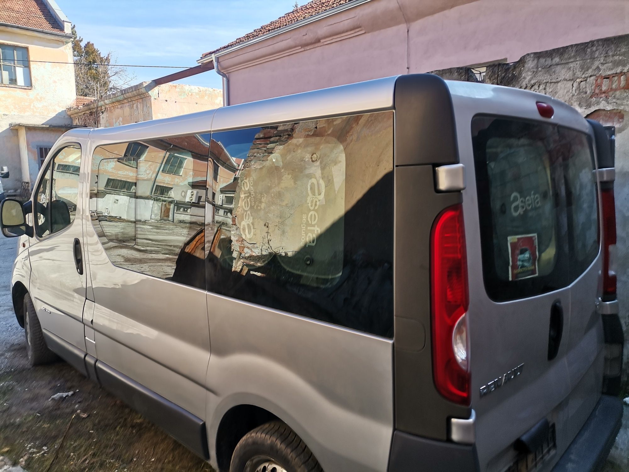 Renault trafic Рено Трафик 1.9 На части