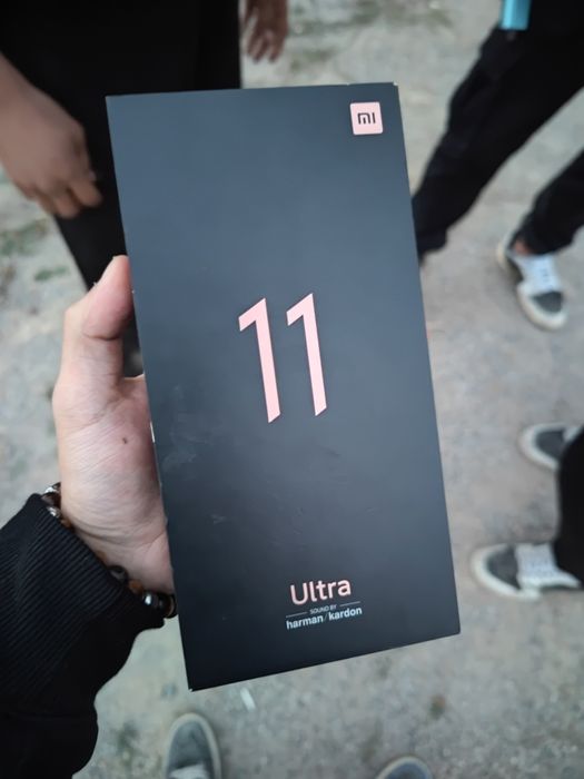 Обменяю Xiaomi mi 11 Ultra 12/256