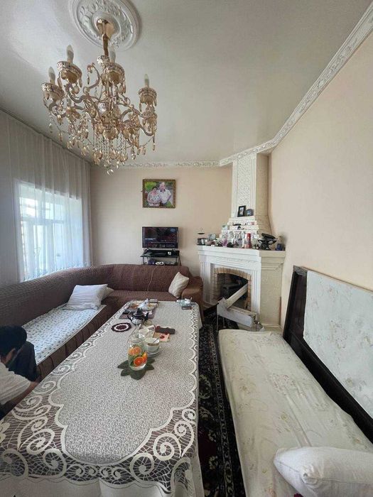 Продается двухэтажный дом в центре города ор.ул Исаева