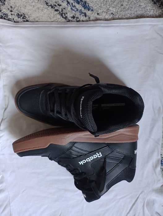Papuci Reebok noi