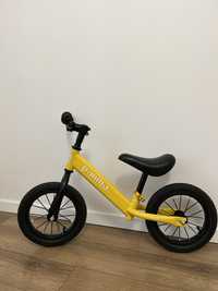 Vand bicicleta fara pedale pentru copii