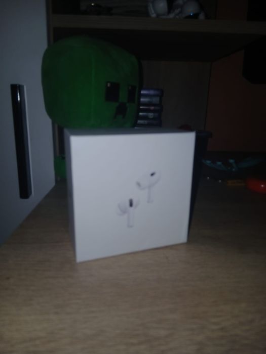 Airpods pro 2 ca noi