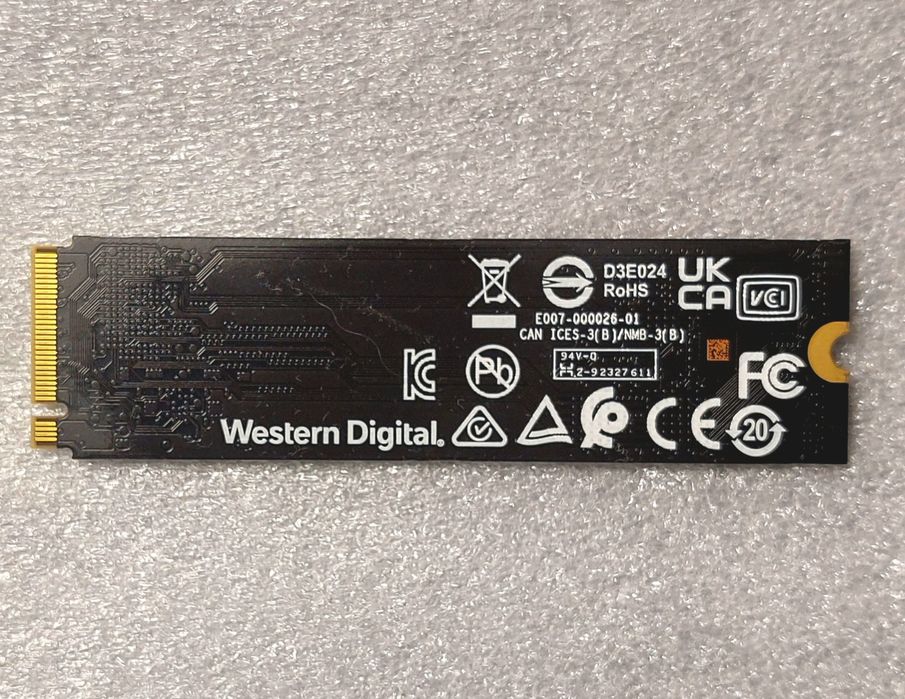 256 GB WD SN740 Nvme SSD PCIe 4x4 m.2 2280