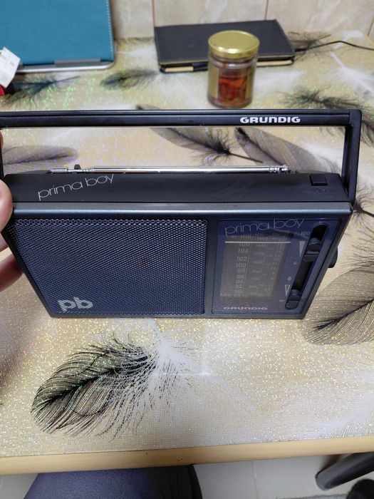 Vind radio portabil și la curent Gruding prima boy
