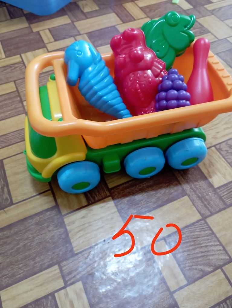 Машинка сотилади