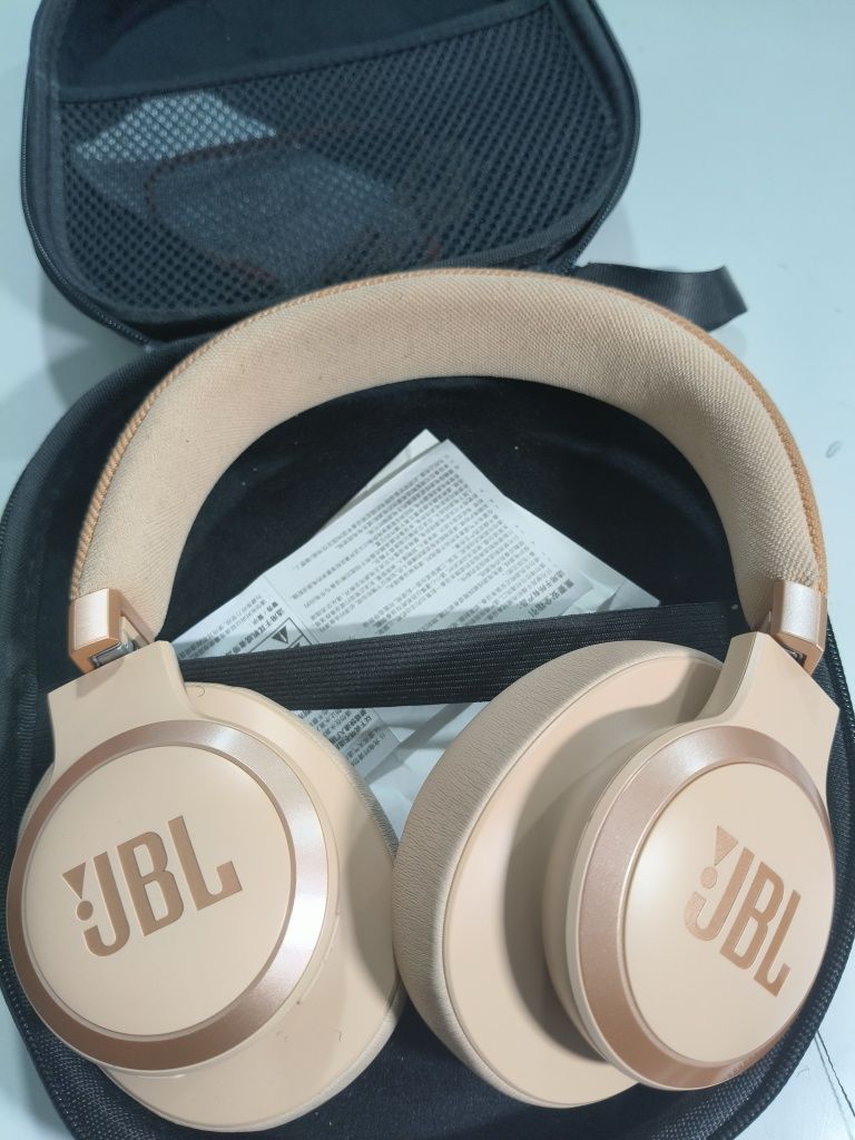 JBL 770NC 2hata ishlatilgan 105dollr