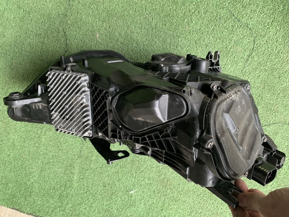 Far stanga Audi A7 RS7