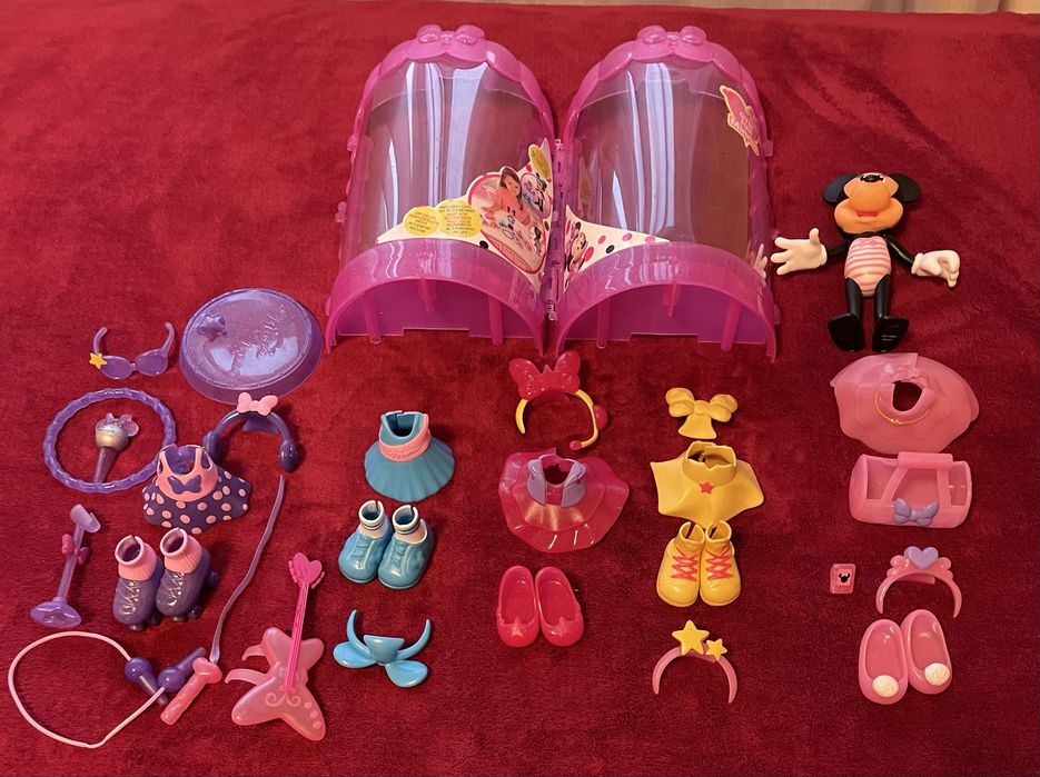 Minnie si accesorii