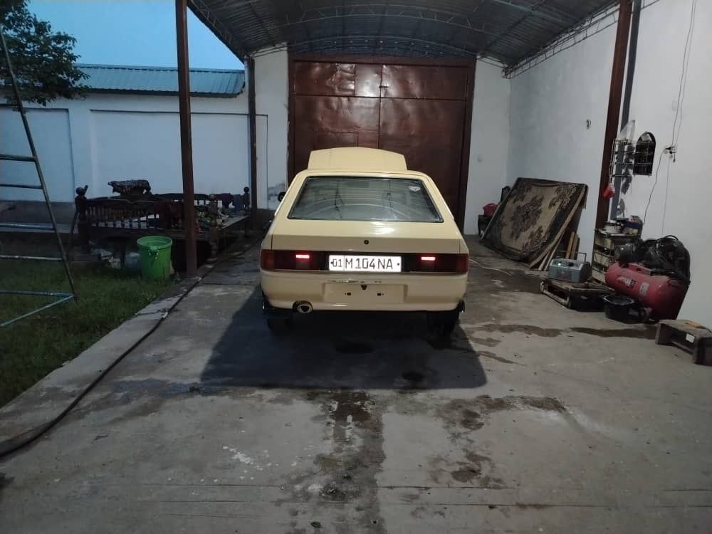 Продаётся АЗЛК  21412