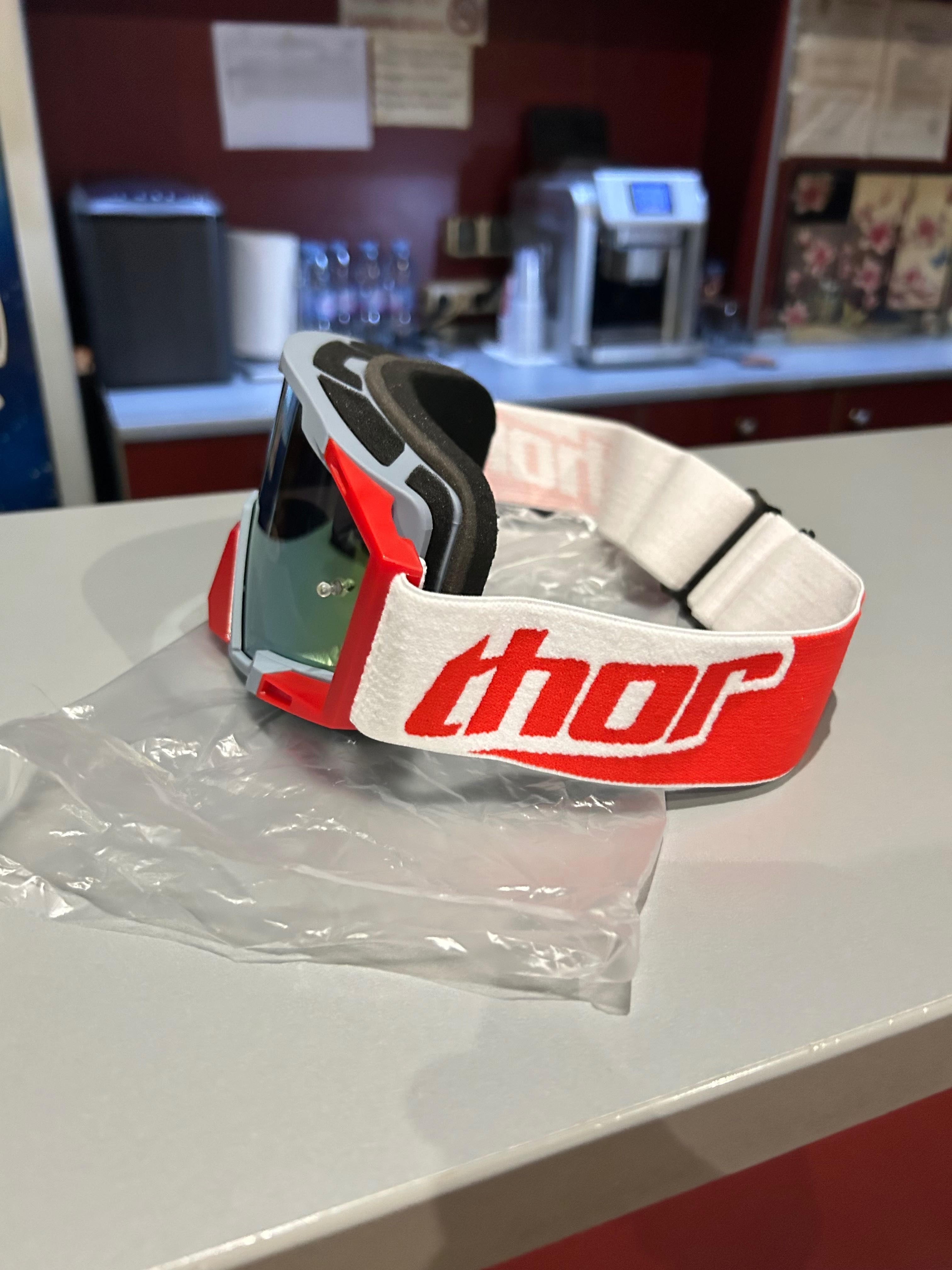 Нови мотокрос/ендуро очила Thor