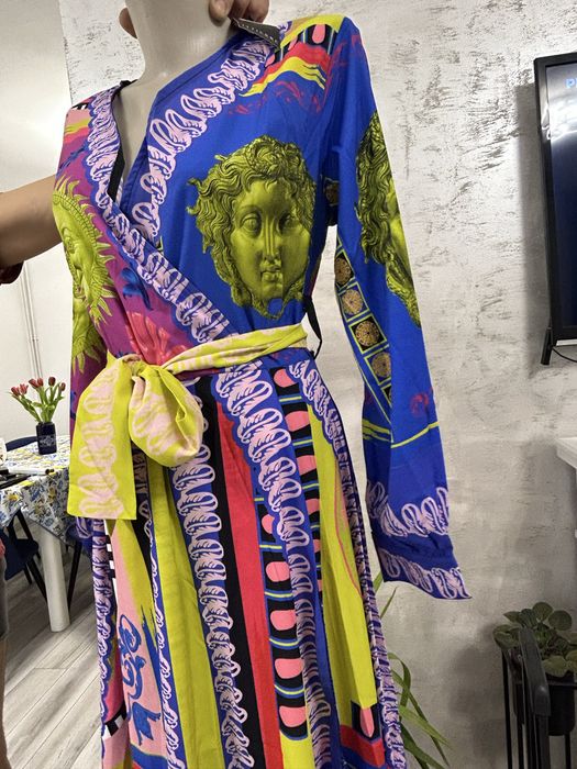 Rochii dama noi cu eticheta